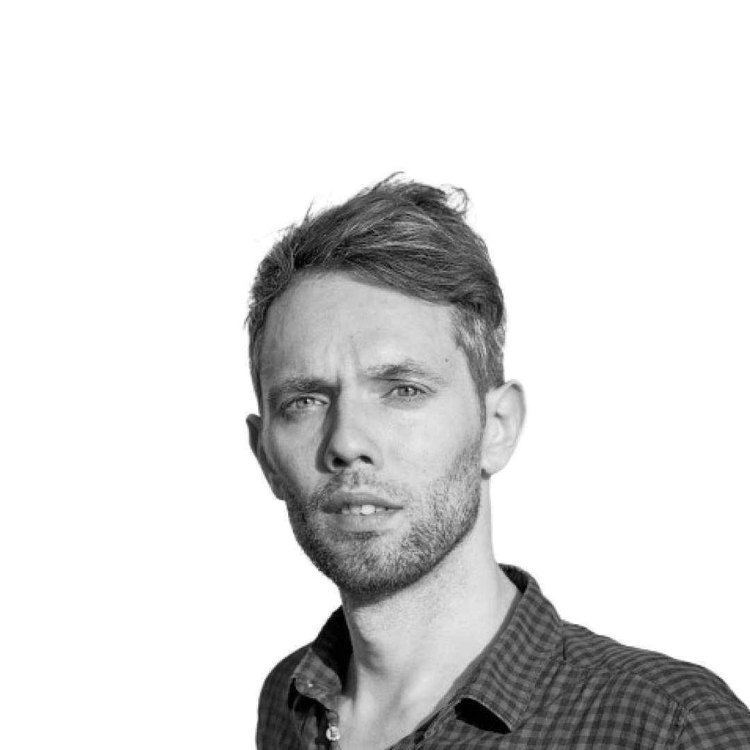 >Когда любовь важнее страха: камин-аут в семье мигрантов